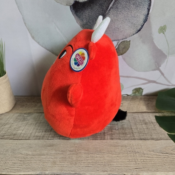 NANCO | Red Plush Bull Toy - Picture 2 of 8